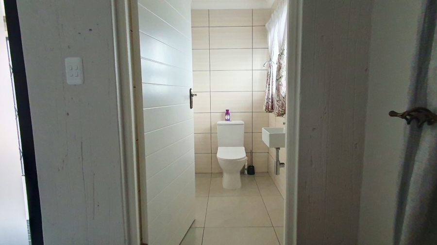 3 Bedroom Property for Sale in Dana Bay Western Cape